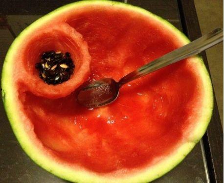 天天吃瓜吃到怕,揭秘“天天吃瓜”背后的心理奥秘